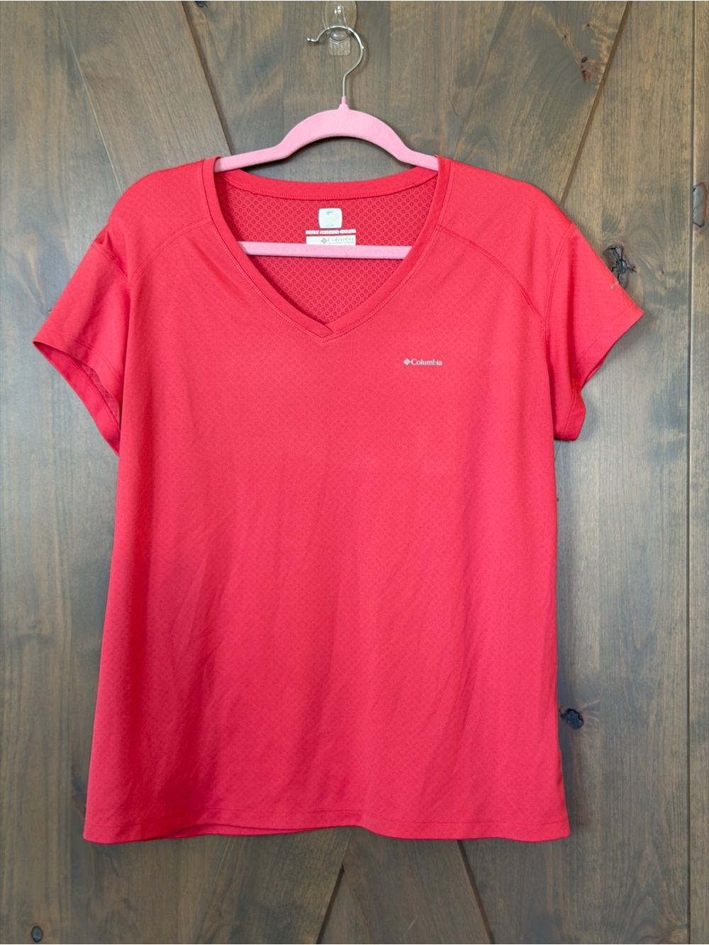 Columbia Women’s Zero Rules Tee Short-Sleeve V-Neck Performance Pink Size XL
